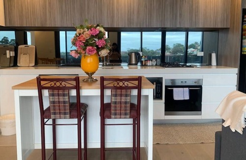 Ryde Apartamento | Ryde · In the Middle of Sydney with Beautiful River View