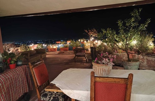 Tivoli Apartamento | RYDER CUP 2023 - STUNNING PENTHOUSE WITH LARGE TERRACE OVERLOOKING ROME