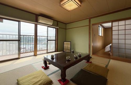 Onomichi Casa | Ryu no Torimichi - Hilltop House Scenic Stay with City Views