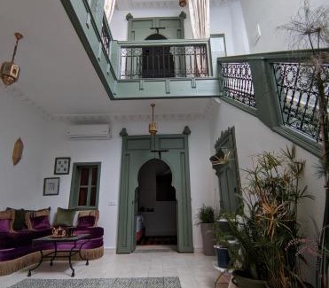 Riad Zitoun Jdid Casa | RZ22, 5 min de Jemaa El Fna, 4 Pers, Fibre Optique Wi-Fi