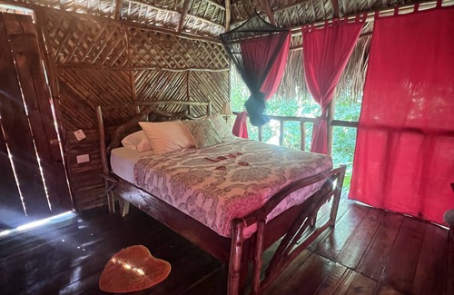 Puerto Bahia Hotel | Sámana tropical