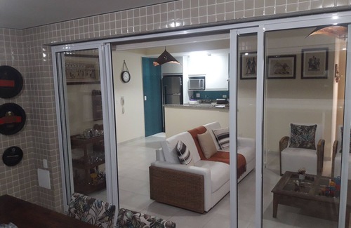 Sao Lourenco Apartamento | São Lourenço Beach Condominium con vista al mar de ocio completo