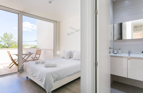 Peneco Beach Casa | São Rafael Bedroom at Casa Amarela Guesthouse