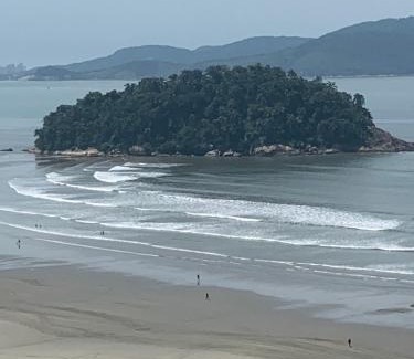 Itarare Apartamento | São Vicente Itararé prédio frente mar apto fundo vista parcial