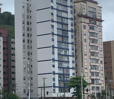 Itarare Apartamento | São Vicente Itararé prédio frente mar apto fundo vista parcial
