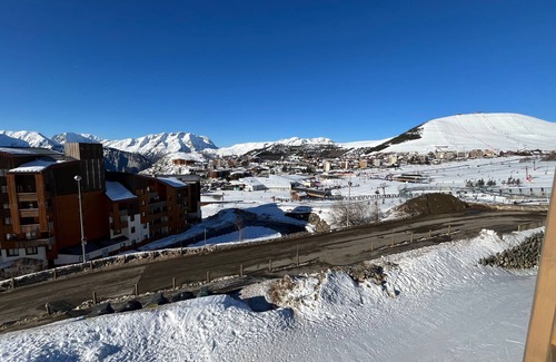 Bergers Condominio | Séjour ski aux pieds à l'Alpe d'Huez | T3 + cabine