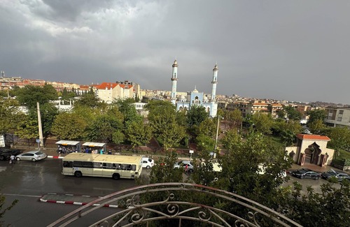 Setif Apartamento | Sétif : Studio Sécurisé Jour et Nuit Bien Placé