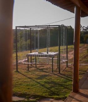Tres Coracoes Casa | Sítio com piscina, lago e quadra - perto de São Thome das Letras