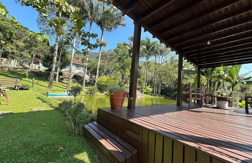 Canelinha Casa | Sítio Morada do Pai: Piscina e Descanso