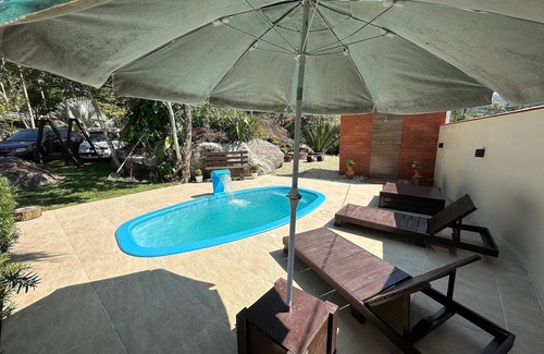 Canelinha Casa | Sítio Morada do Pai: Piscina e Descanso