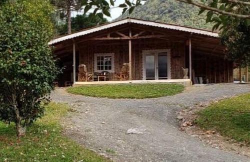 Alfredo Wagner Casa | Sítio Recanto da Guarda - Nó de Pinho
