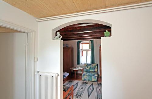 Penzesgyor Apartamento | Sörényes Udvarház