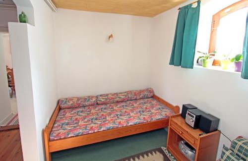 Penzesgyor Apartamento | Sörényes Udvarház