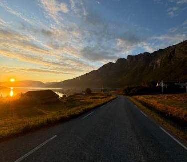 Kvaloya Apartamento | Søndre Forøya Gård