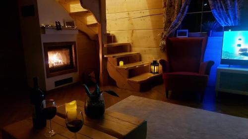 Trzebieszowice Chalet De Esquí | Słoneczna Chata z Bali