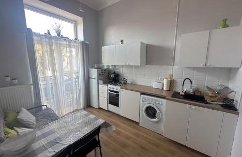 Przemysl Apartamento | Słoneczne studio z balkonem!
