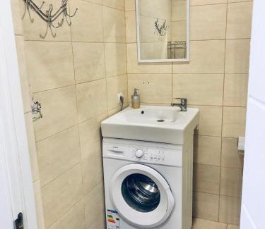 Yuzhne Apartamento | Sмарт студія з терасою ! Іванова 35