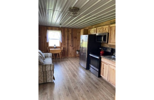 Crossville Casa | S and H Tack Room Enjoy a peaceful getaway