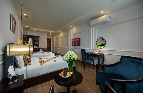 Hang Trong Hotel | S Central Hotel & Spa