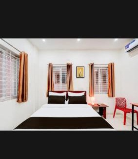 Narasapura Hotel | S G R Paradise