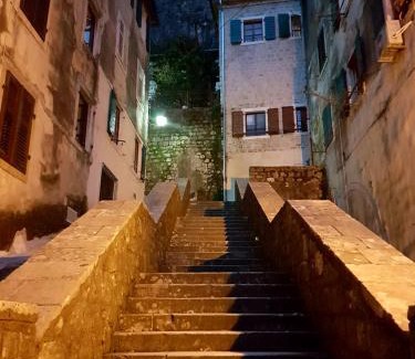 Kotor Old Town Casa | S&I room