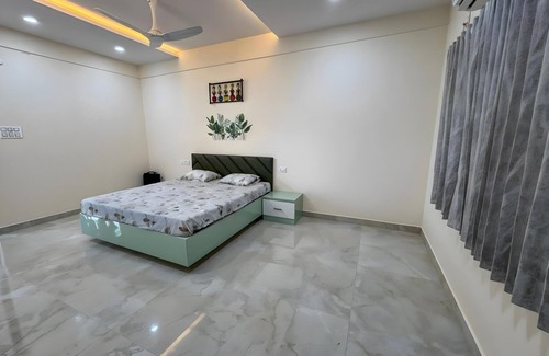 Hyderabad Otro | S K Farm Retreat |3BR Stay in Chilkur By Homeyhuts