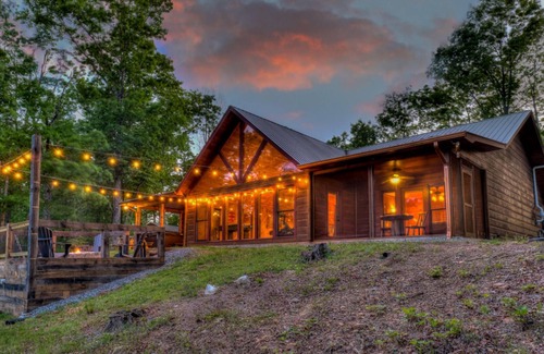 Blue Ridge Casa | S'more House by Escape to Blue Ridge
