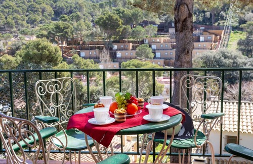 Sa Riera Apartamento | S'Olivera Nº4 by Interhome