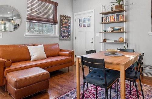 Whitman Casa | S. Philly Gem 3bdrm/3bath Back Patio 3rd Flr Balcony