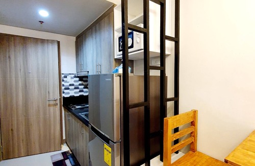 Barangay 76 Complejo | S Residences MOA Condo Stunnin Condo T1