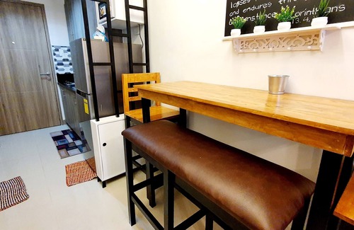 Barangay 76 Complejo | S Residences MOA Condo Stunnin Condo T1