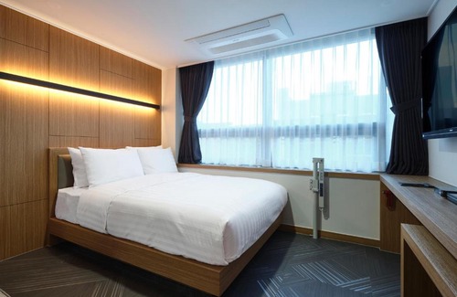 Paldal-gu Hotel | S Stay Hotel