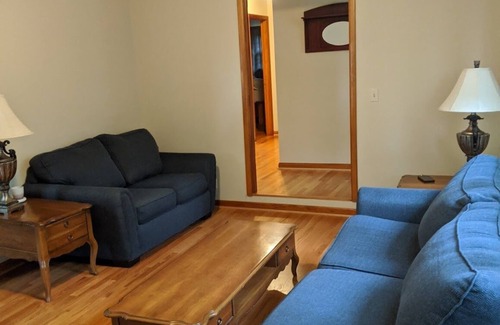 Scottsboro Casa | s1. Beautiful home in historic Scottsboro w/ pool