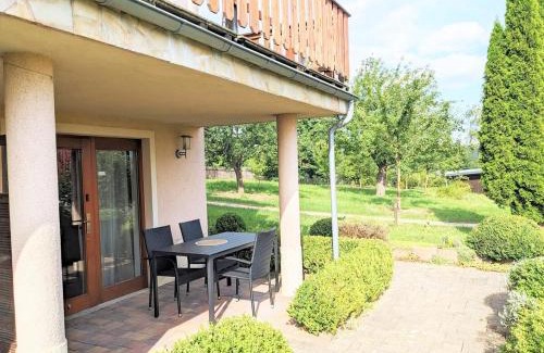 Lichtenhain Apartamento | S2 - Urlaubsmagie - Am Wanderweg mit Terrasse