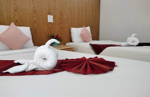 Trang Hotel | S2S Queen Trang Hotel