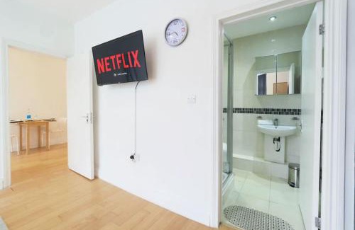 Kilburn Apartamento | S3 Full Studio In Central Kilburn With Kitchen London Zone 2