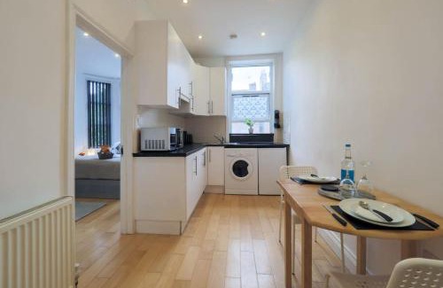 Kilburn Apartamento | S3 Full Studio In Central Kilburn With Kitchen London Zone 2