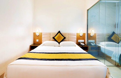District 10 Hotel | S79 Son Mi Hotel