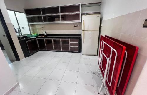 Taman Setia Indah Casa | S911 4 room 15 pax