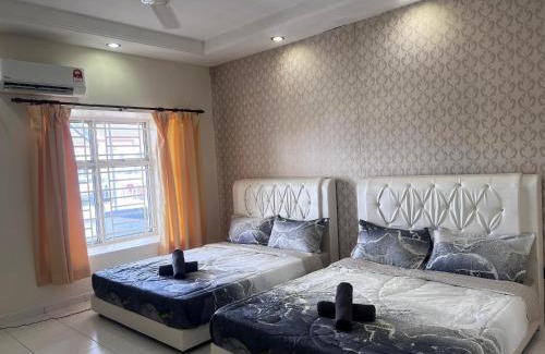 Taman Setia Indah Casa | S911 4 room 15 pax