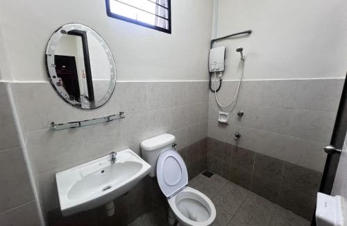 Taman Setia Indah Casa | S911 4 room 15 pax