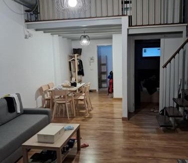 Barcelona Apartamento | SA 15min downtown Barcelona, 5min Metro, Beach nearby