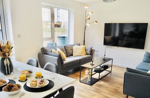 Taunton Casa | SA Today Taunton Fibre Wi-Fi Netflix