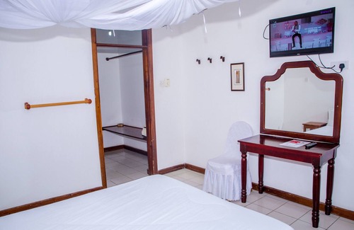 Mikocheni Hotel | CENTRO TURÍSTICO Y HOTEL SAADANI