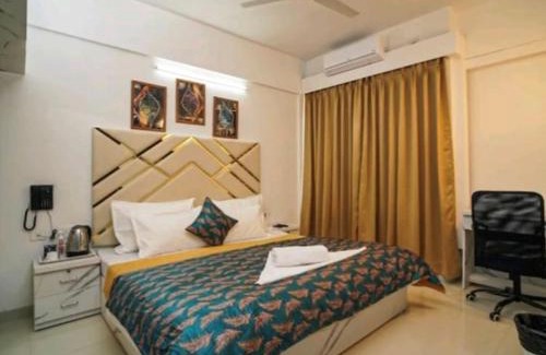 Baner Cama Y Desayuno | Saara Residency