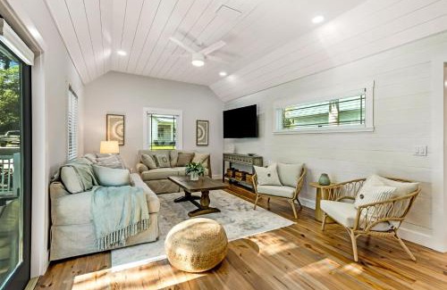 River District Casa | Sabai Sabai