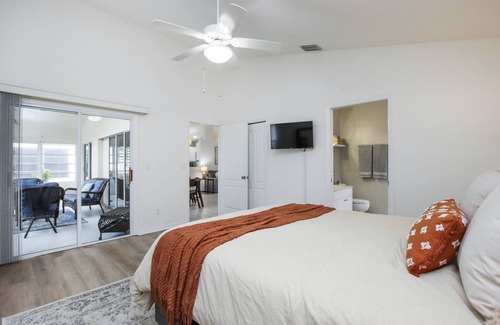 Sabal Springs Casa | Sabal Springs +55 Community, Flower House