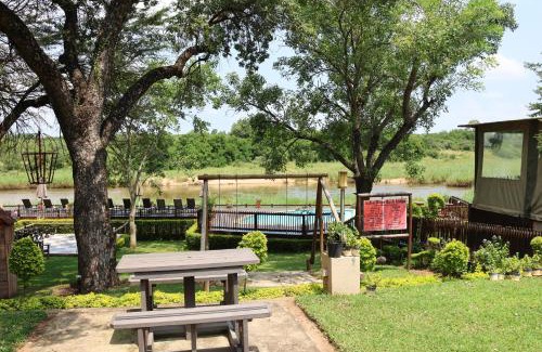 Cork Cabina | Sabie River Bush Lodge