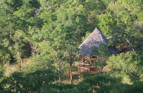 Selous Game Reserve Cabina | Sable Mountain Lodge, A Tent with a View Safaris