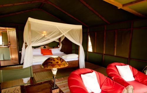 Selous Game Reserve Cabina | Sable Mountain Lodge, A Tent with a View Safaris